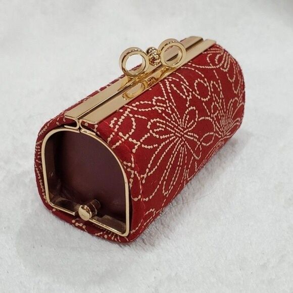 INDENYA Red Deer Leather Lipstick Case - Picture 9 of 15